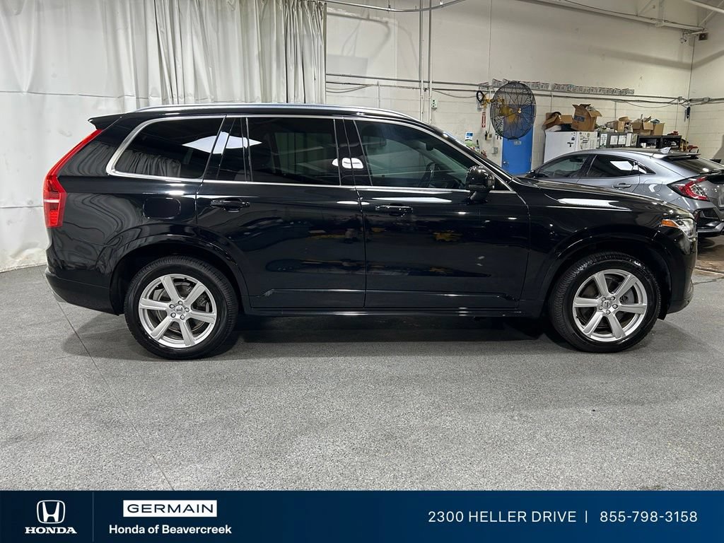 Used 2021 Volvo XC90 T6 Momentum w/ Climate Package AWD/4WD image 9