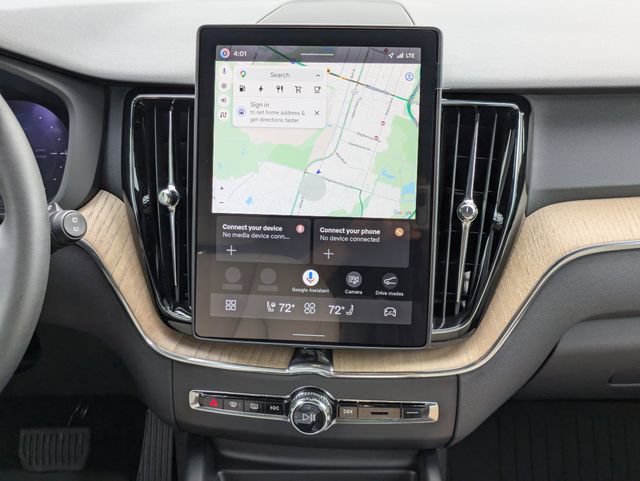 New 2026 Volvo XC60 T8 Plus w/ Protection Package Premier AWD/4WD image 18
