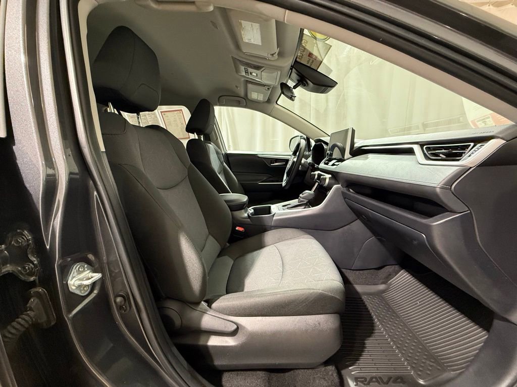 Certified 2025 Toyota RAV4 XLE image 21