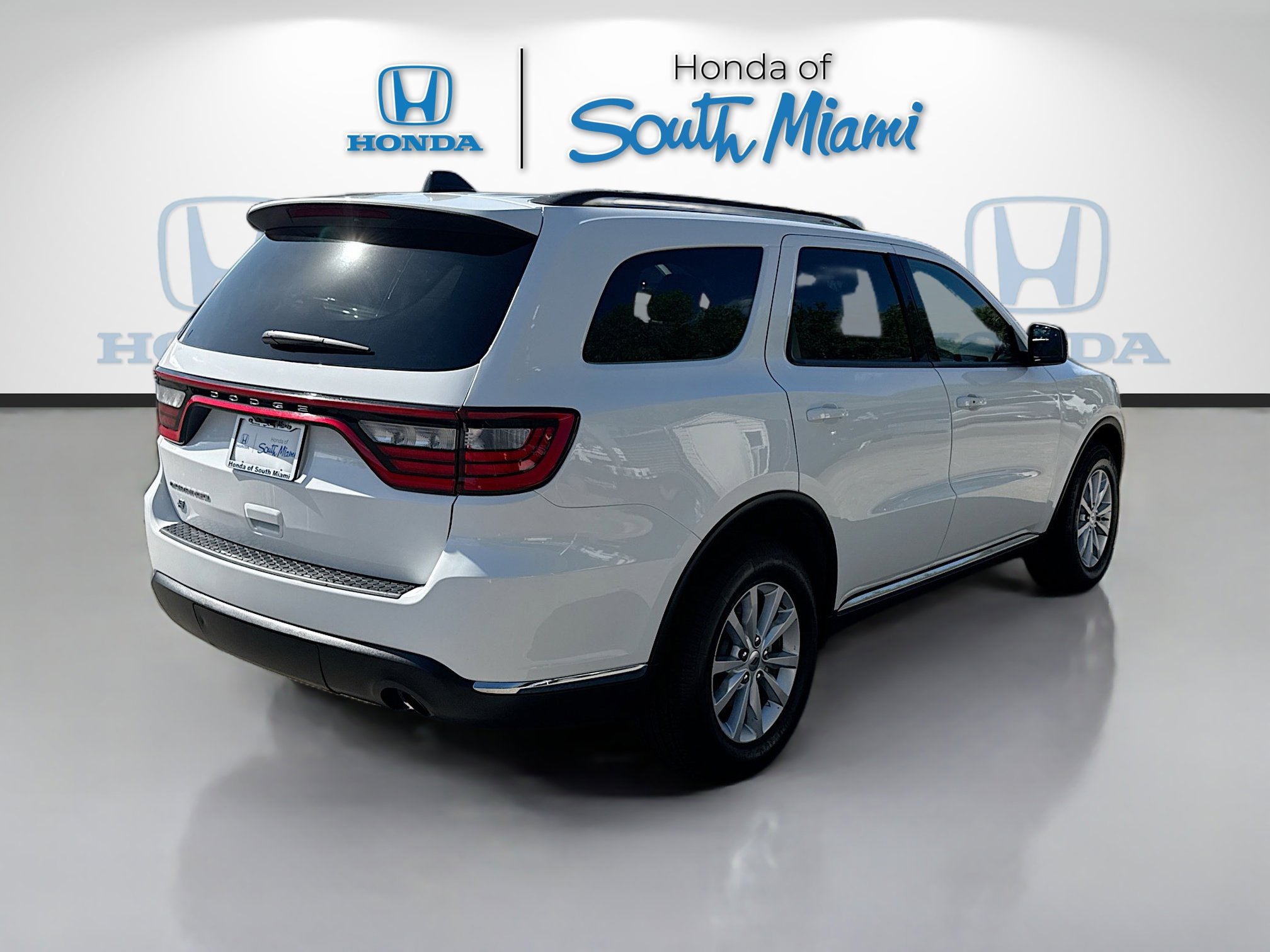 Used 2024 Dodge Durango SXT AWD/4WD image 7