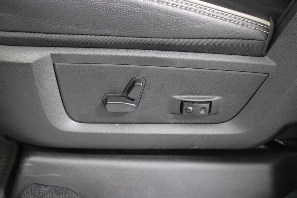 Used 2024 RAM 2500 Limited image 23