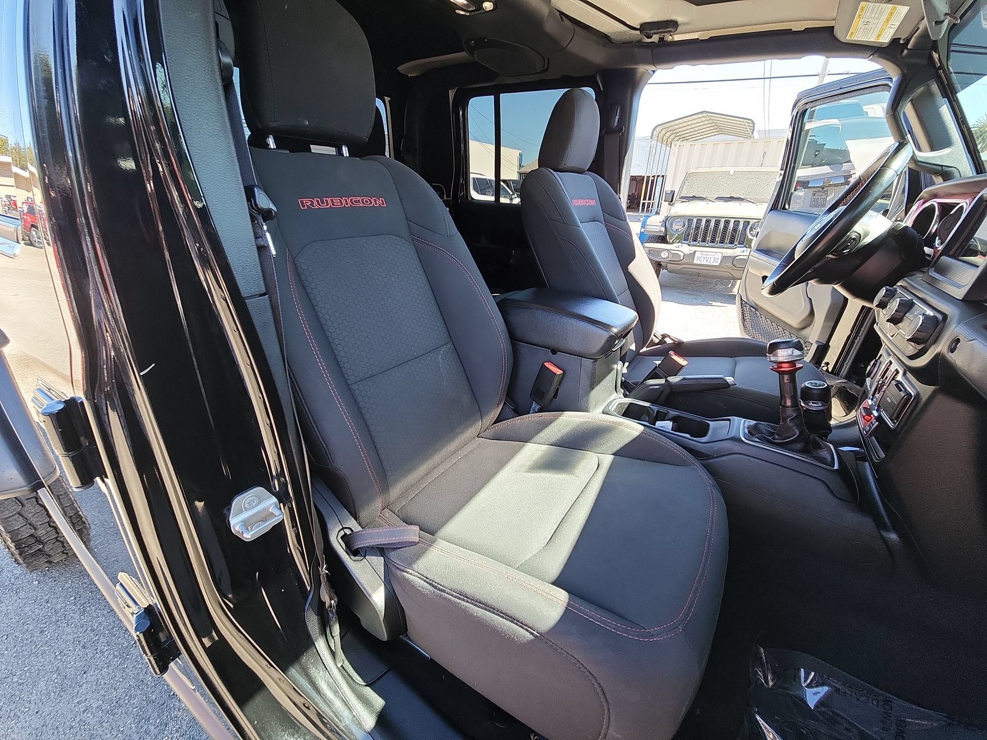 Certified 2020 Jeep Gladiator Rubicon w/ Trailer Tow Package AWD/4WD image 24