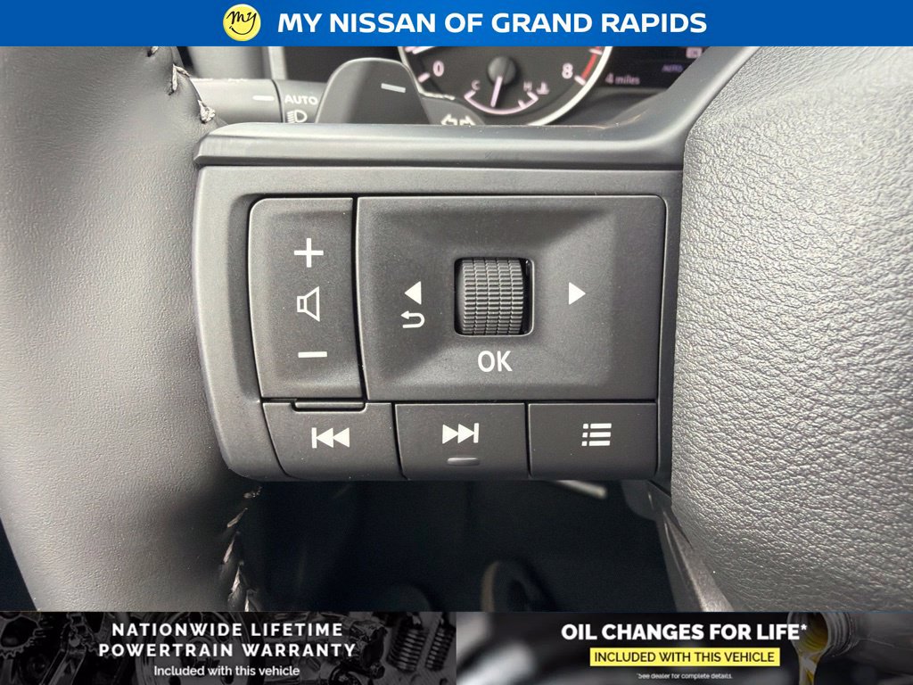 New 2026 Nissan Rogue Dark Armor AWD/4WD image 12
