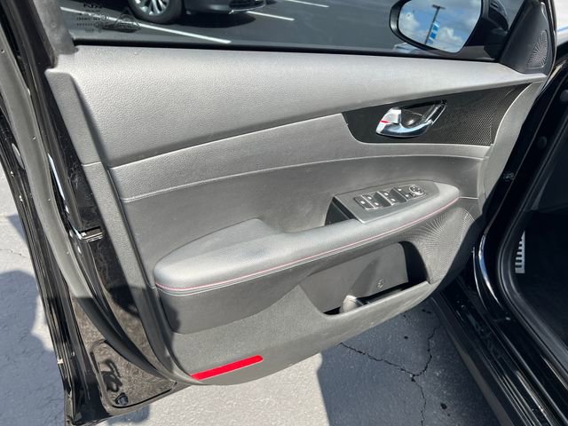 Used 2022 Kia Forte GT image 14