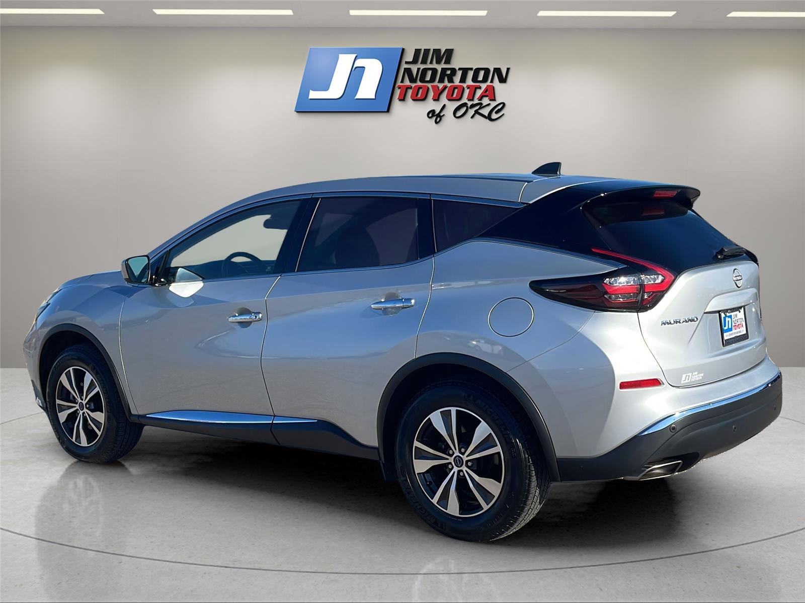 Used 2023 Nissan Murano S image 7