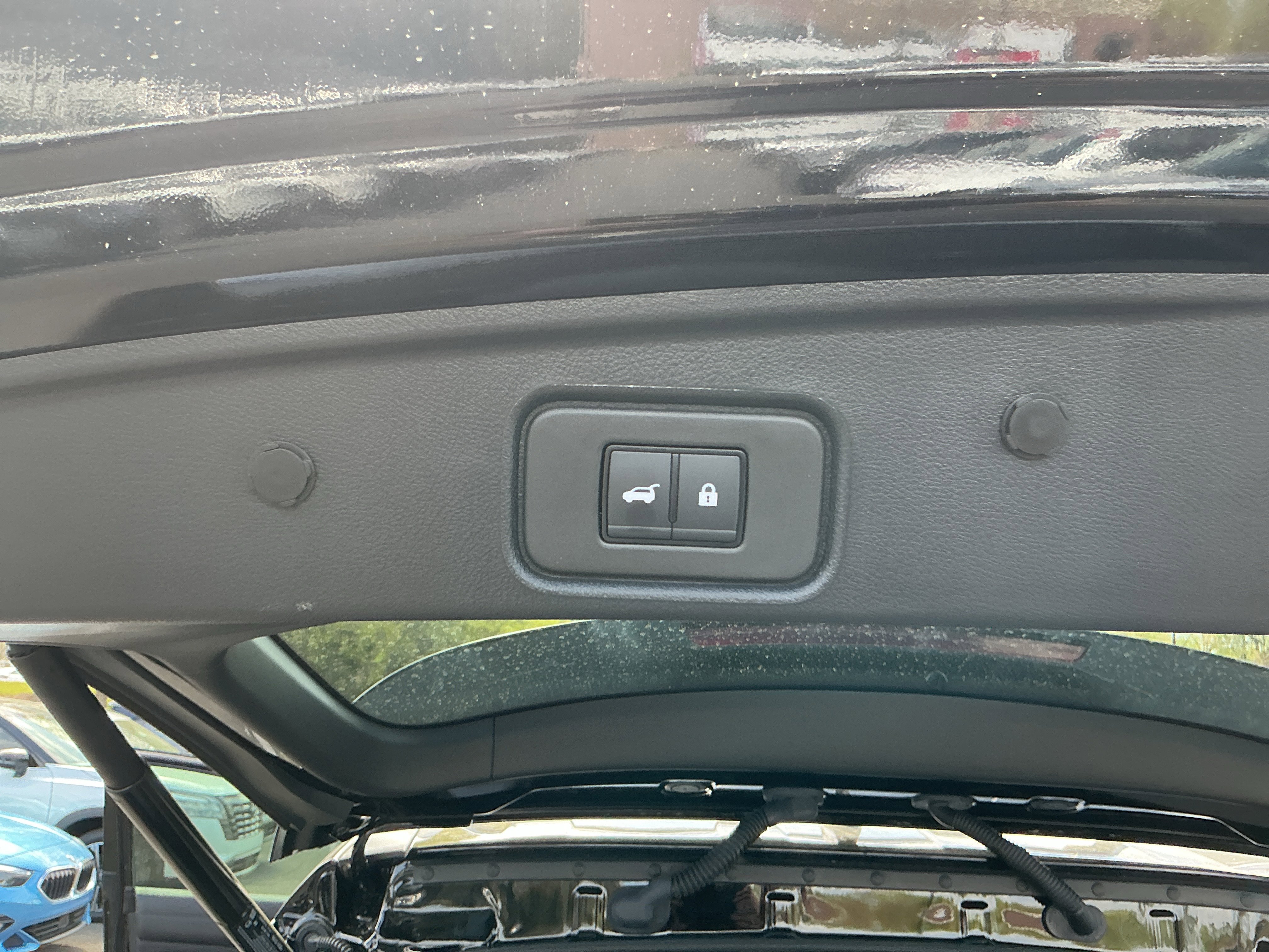 Certified 2025 Nissan Pathfinder SL image 29