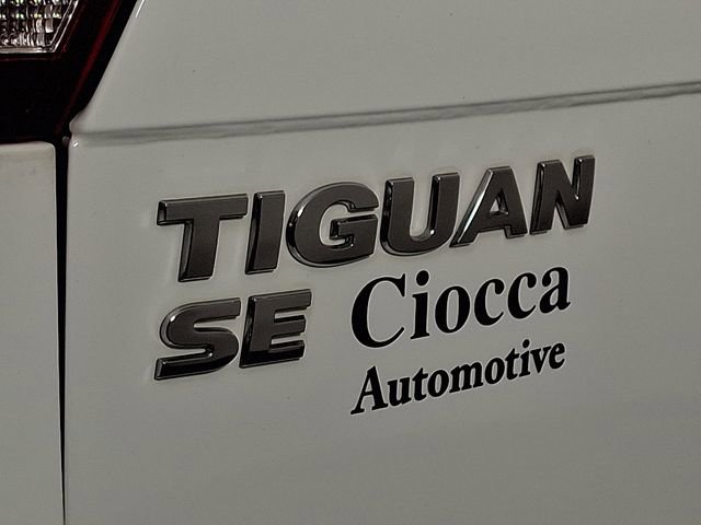 Used 2021 Volkswagen Tiguan SE R-Line image 30