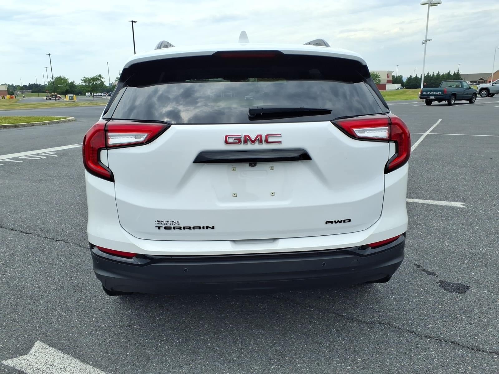 Certified 2022 GMC Terrain SLT w/ Elevation Edition AWD/4WD image 5