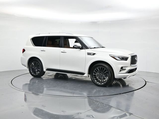 Used 2024 INFINITI QX80 Sensory w/ Cargo Package image 3