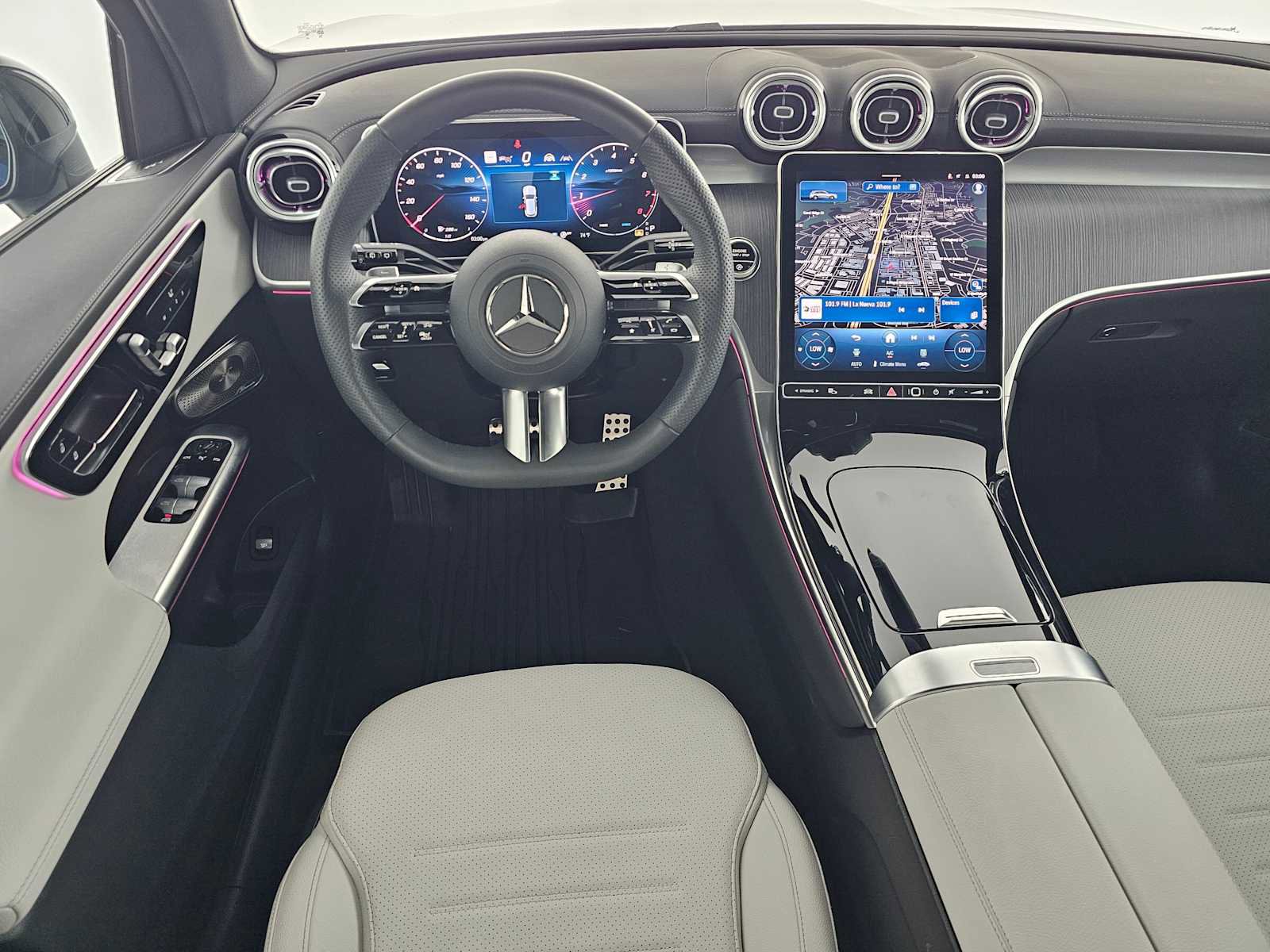 Used 2026 Mercedes-Benz GLC 300 4MATIC image 18