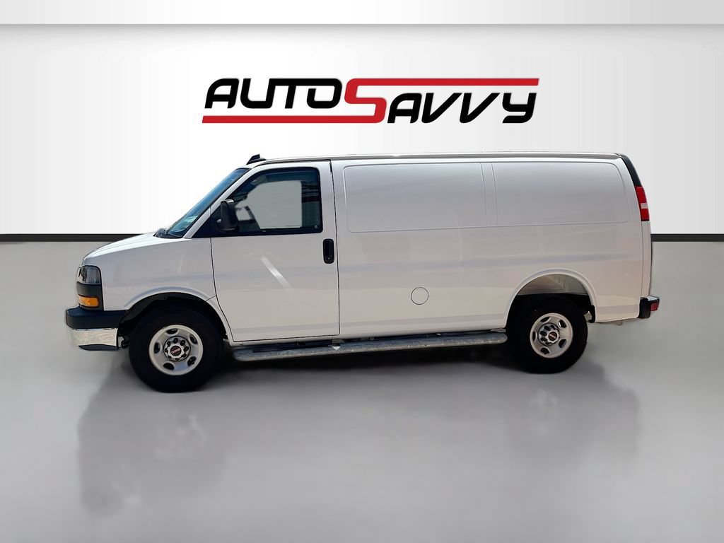 Used 2025 GMC Savana 2500 w/ Driver Convenience Package RWD image 4