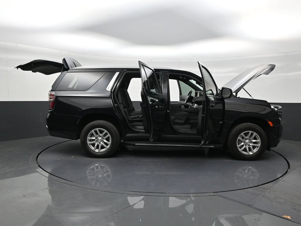 Used 2024 Chevrolet Tahoe LS RWD image 29