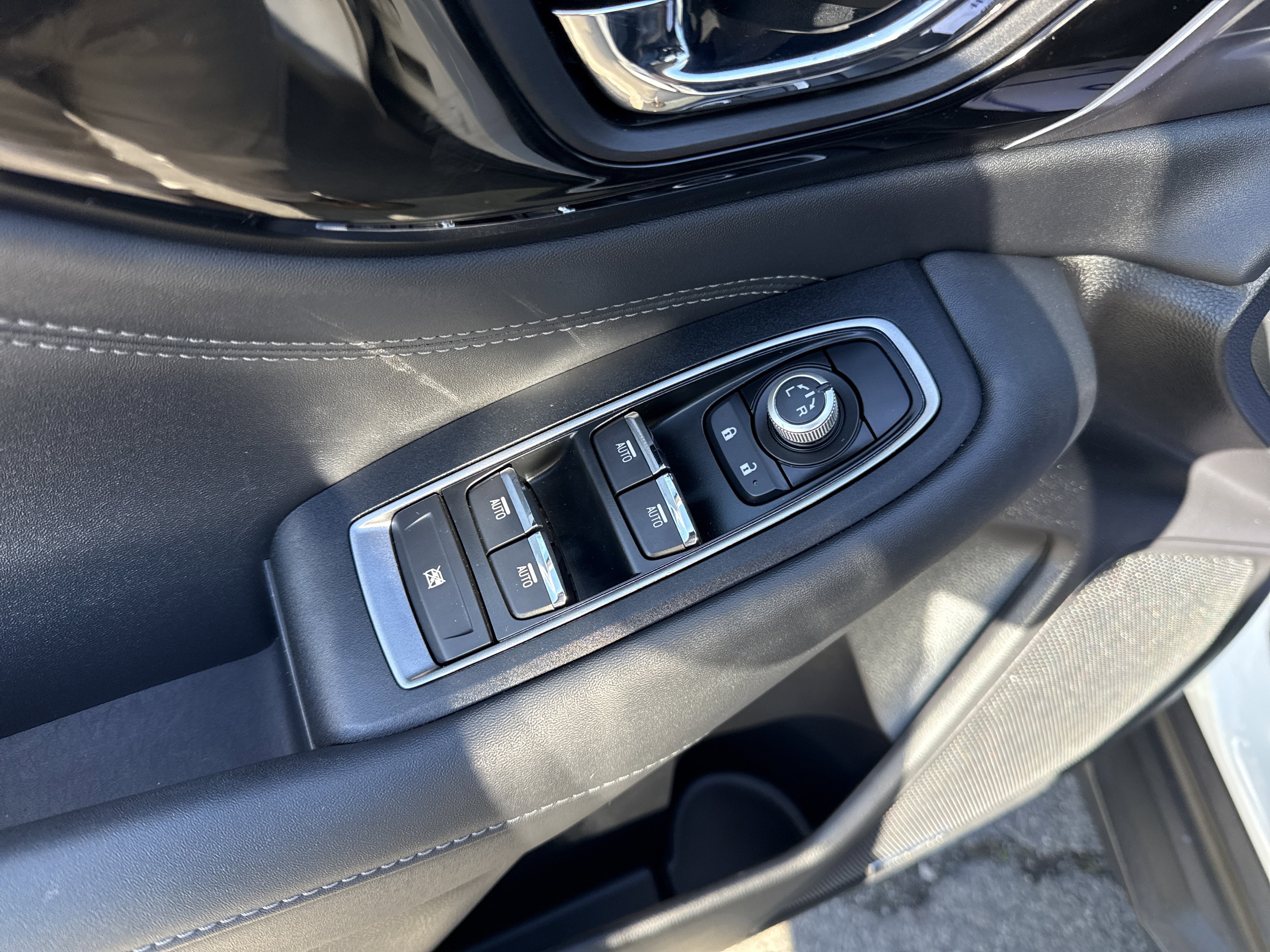 Used 2023 Subaru Outback Limited image 13