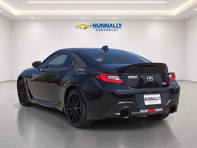 Used 2025 Toyota GR86 Premium RWD image 3