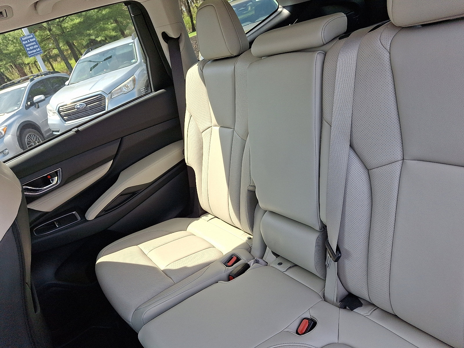 Certified 2024 Subaru Ascent Limited w/ Popular Package #2 image 18