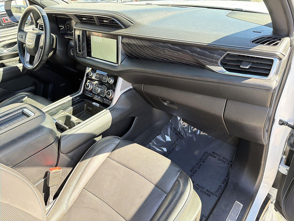 Used 2024 GMC Yukon Denali RWD image 29