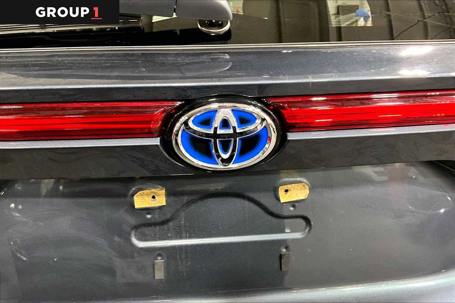 Certified 2021 Toyota Venza LE image 30