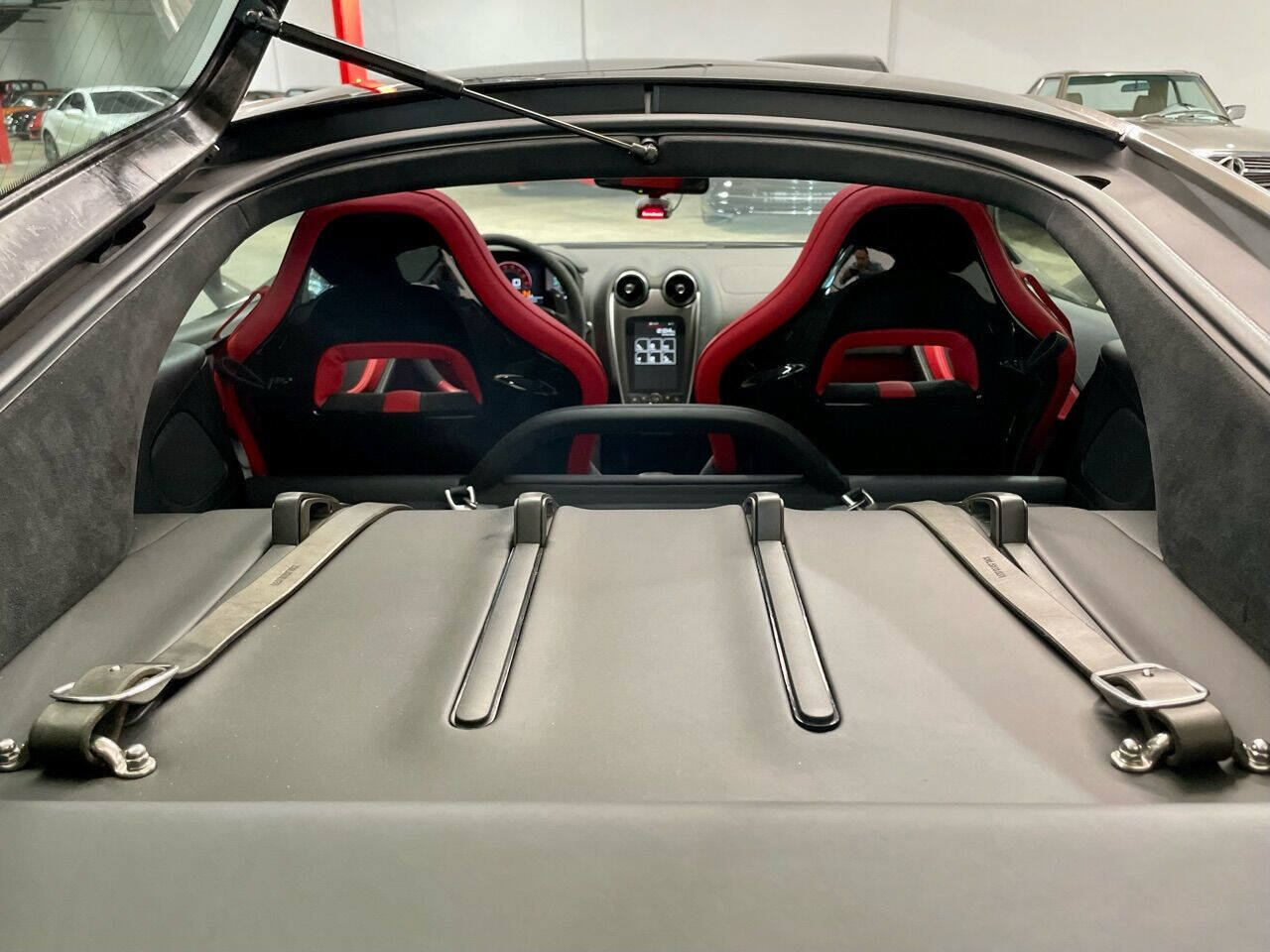 Used 2017 McLaren 570S RWD image 66