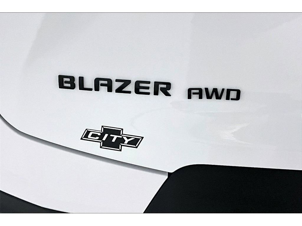 Used 2023 Chevrolet Blazer LT w/ Convenience Package image 9