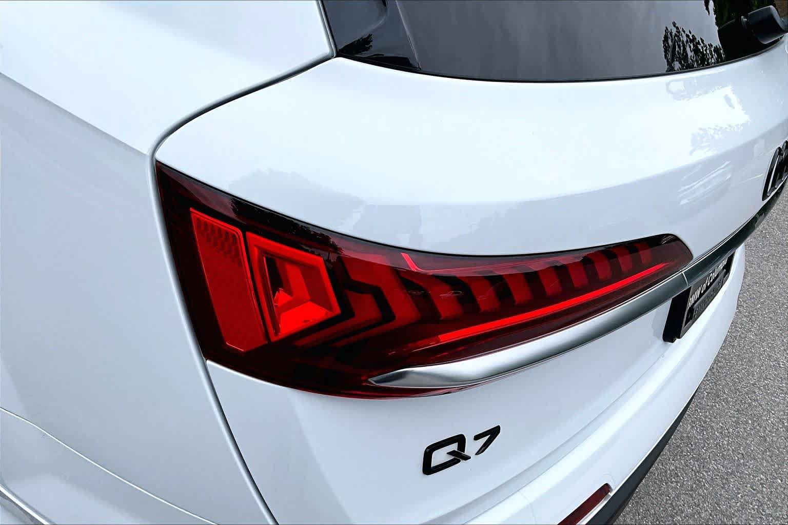 Used 2021 Audi Q7 3.0T Prestige AWD/4WD image 30