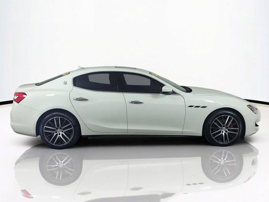 Used 2019 Maserati Ghibli RWD image 4