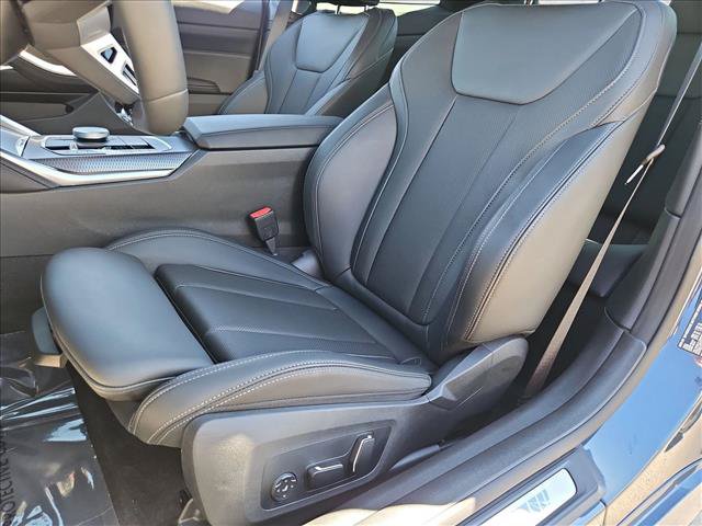 Used 2026 BMW M440i Coupe w/ Premium Package RWD image 16