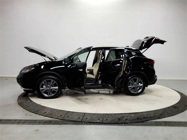 Used 2023 Nissan Murano Platinum w/ Cargo Package image 12