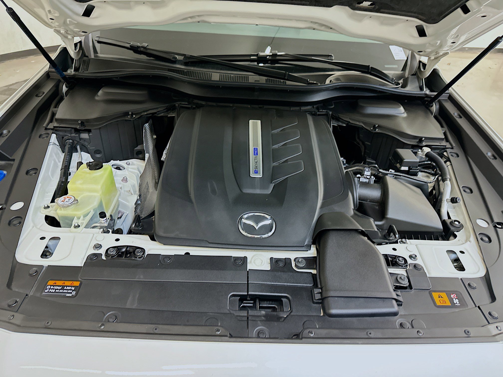 Used 2024 MAZDA CX-90 Plug-In Hybrid w/ Preferred image 37