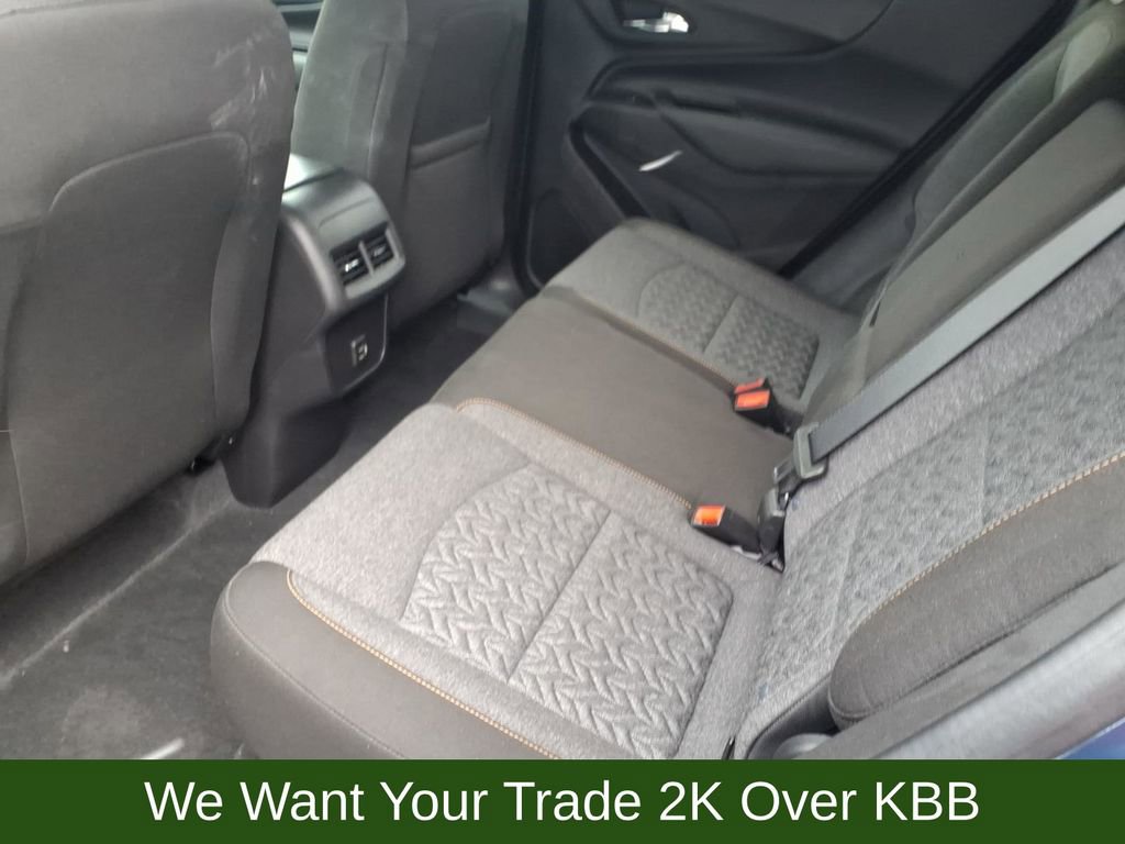 Used 2024 Chevrolet Equinox LT FWD image 12