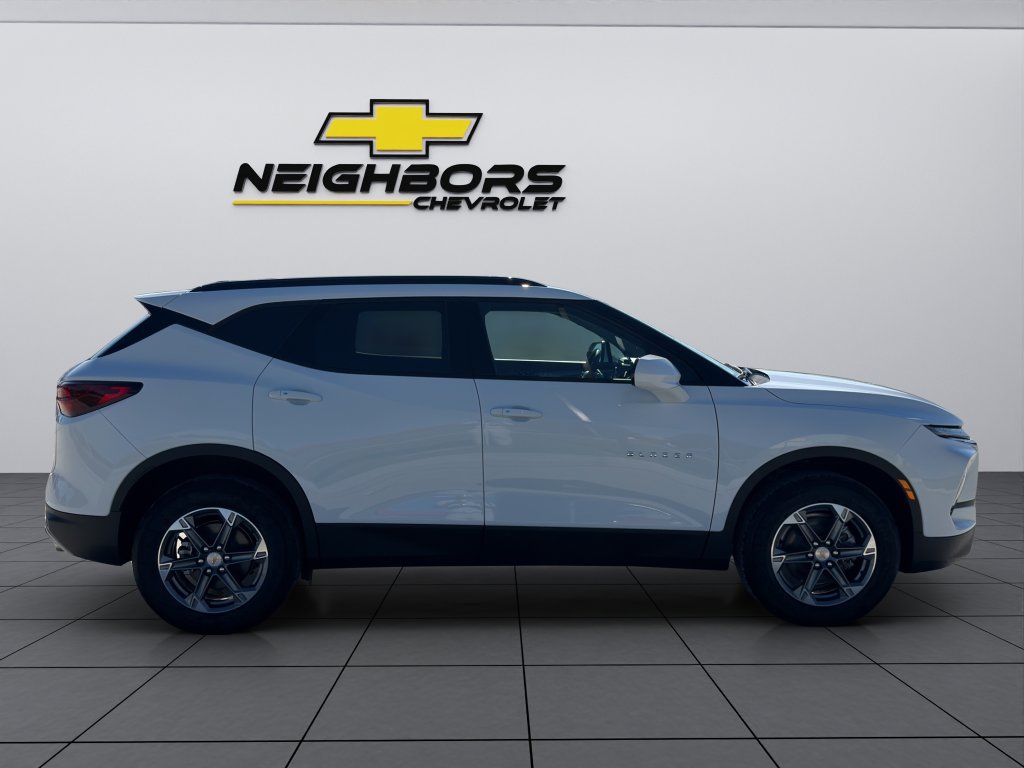 New 2026 Chevrolet Blazer LT w/ Convenience Package AWD/4WD image 7
