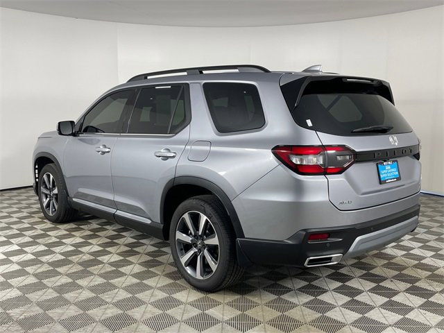 Certified 2025 Honda Pilot Touring image 25