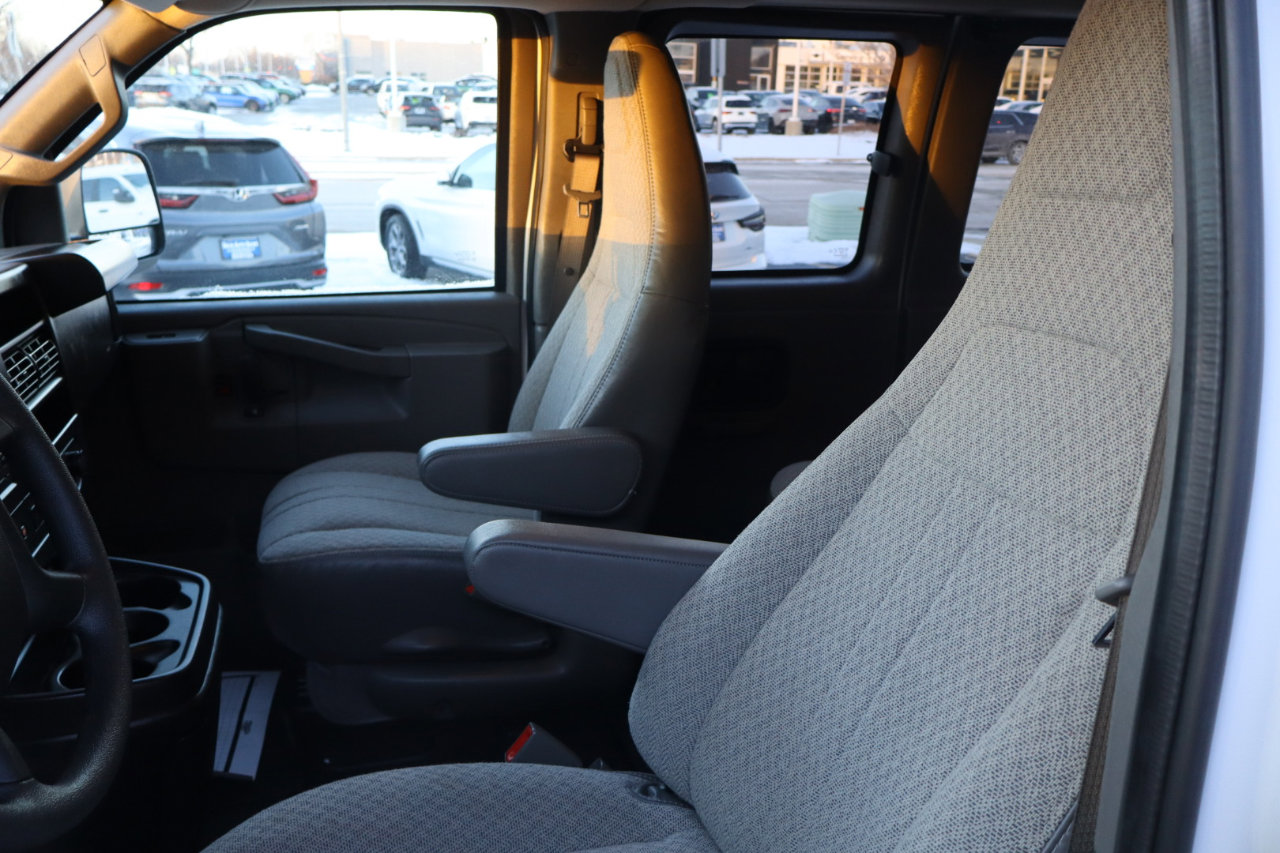 Used 2024 Chevrolet Express 3500 LT w/ LT Preferred Equipment Group image 12