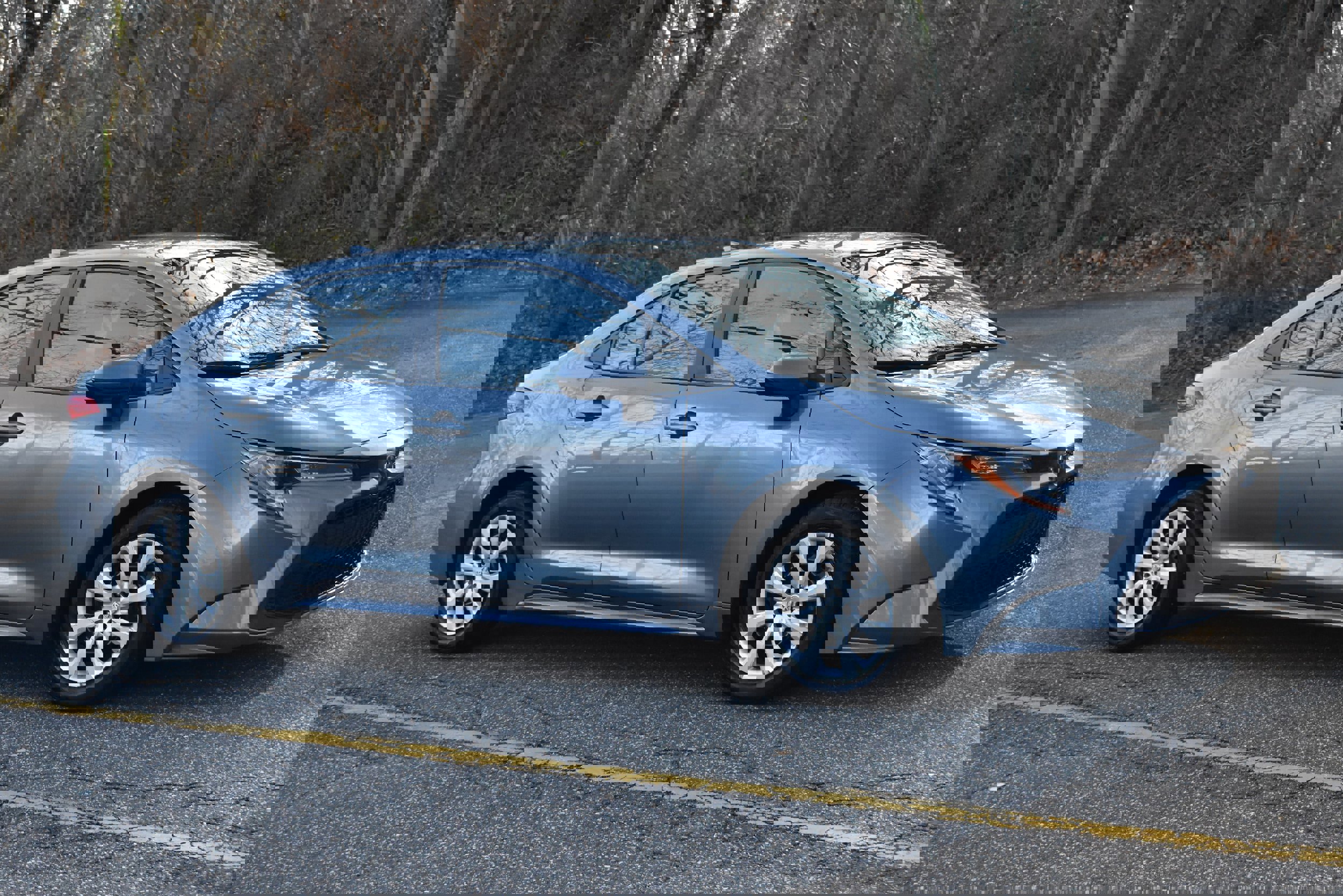Used 2022 Toyota Corolla LE image 12