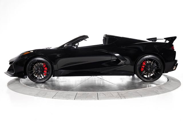Used 2023 Chevrolet Corvette Stingray Coupe w/ Z51 Performance Package image 2