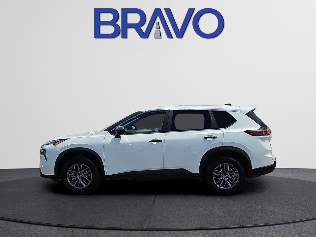Used 2024 Nissan Rogue S FWD image 6