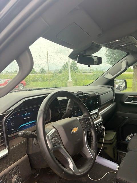 Used 2026 Chevrolet Silverado 1500 LT AWD/4WD image 18