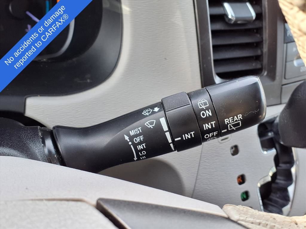 Used 2014 Toyota Sienna L image 21