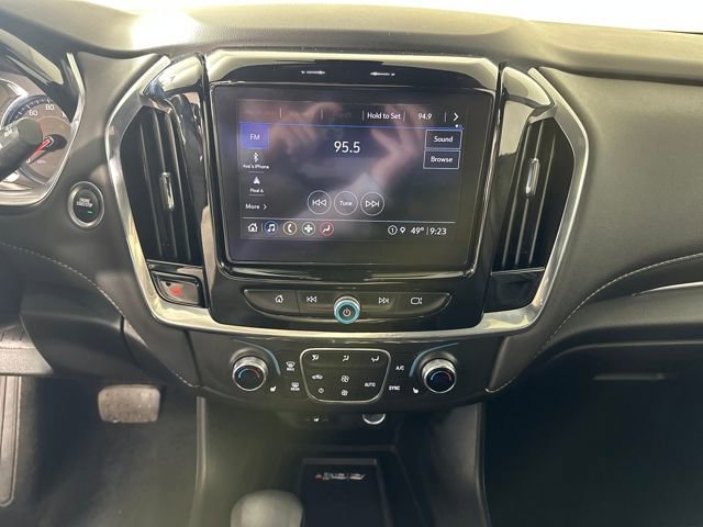 Used 2023 Chevrolet Traverse LT image 21