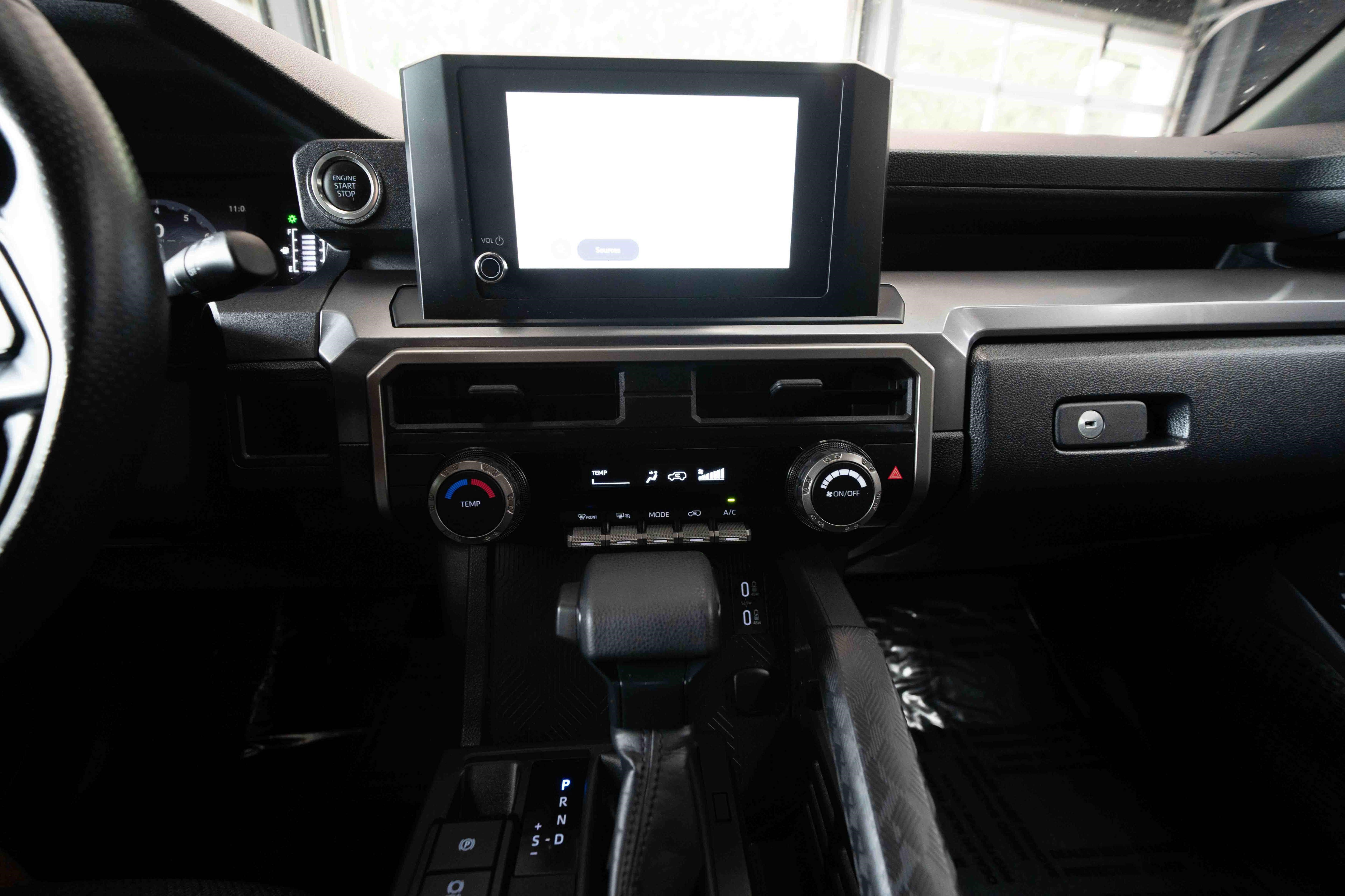 Certified 2025 Toyota 4Runner SR5 AWD/4WD image 18