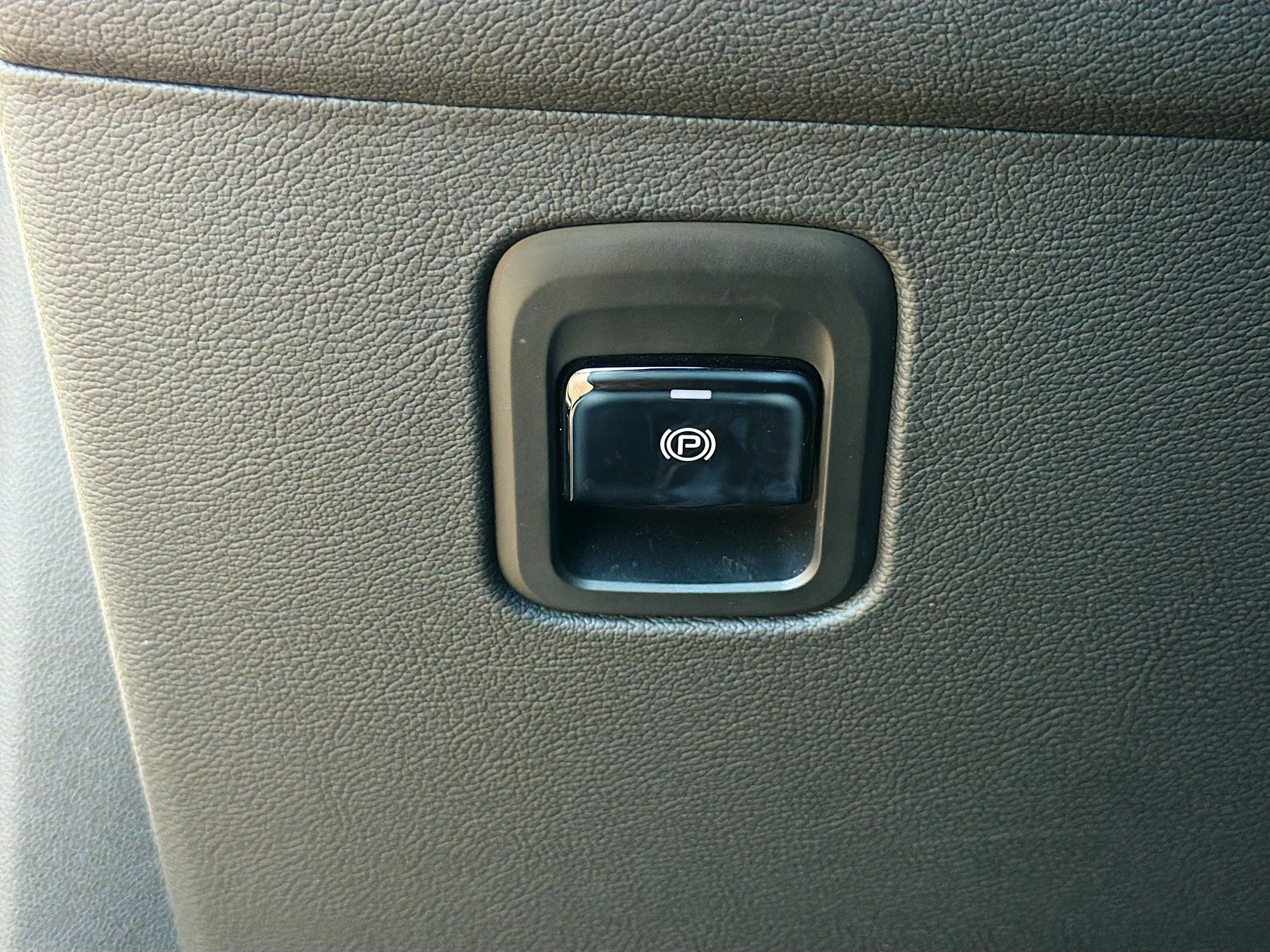 Used 2023 Maserati Grecale Modena image 35