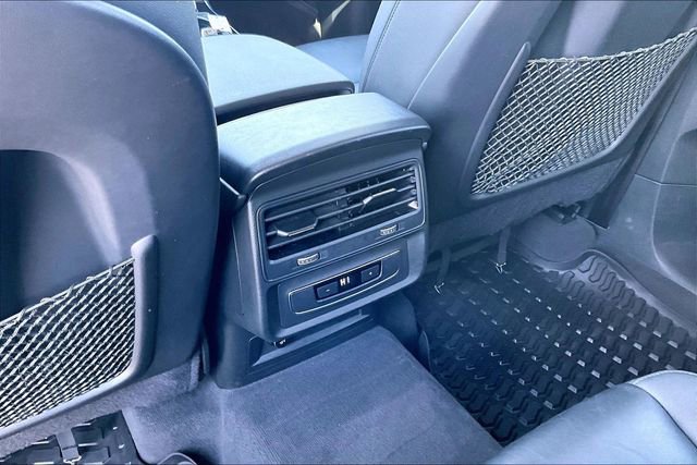 Used 2023 Audi Q7 3.0T Premium Plus w/ Premium Plus Package AWD/4WD image 25