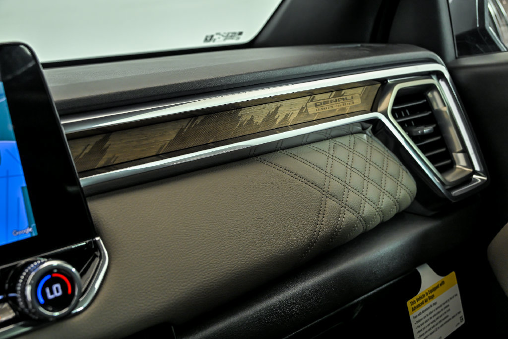 New 2026 GMC Canyon Denali AWD/4WD image 28
