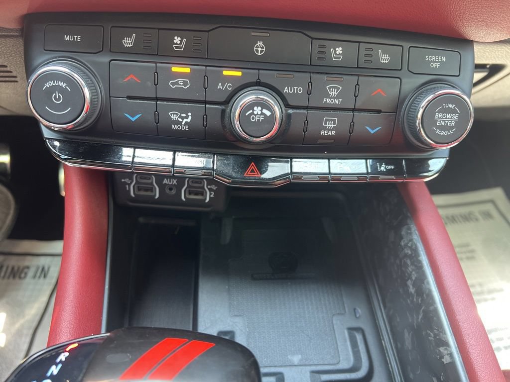 Used 2021 Dodge Durango SRT Hellcat w/ Premium Interior Group AWD/4WD image 29