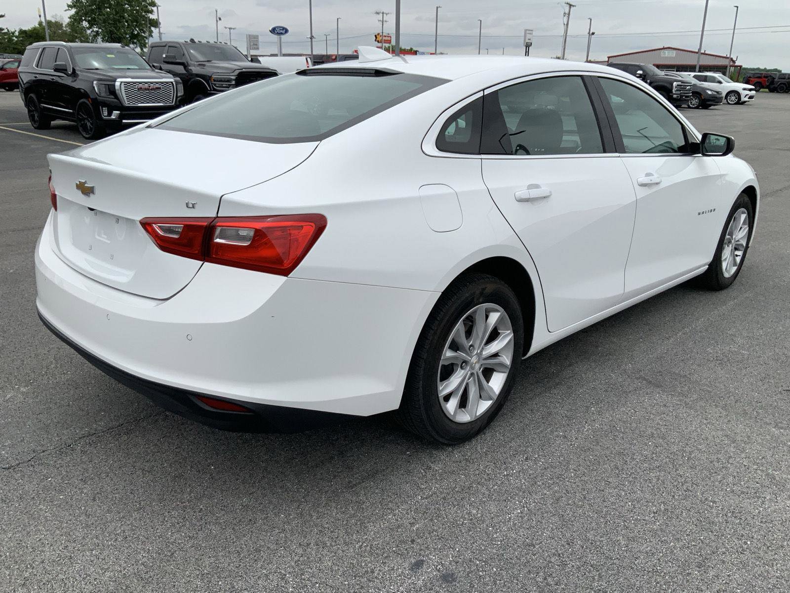 Used 2024 Chevrolet Malibu LT FWD image 10