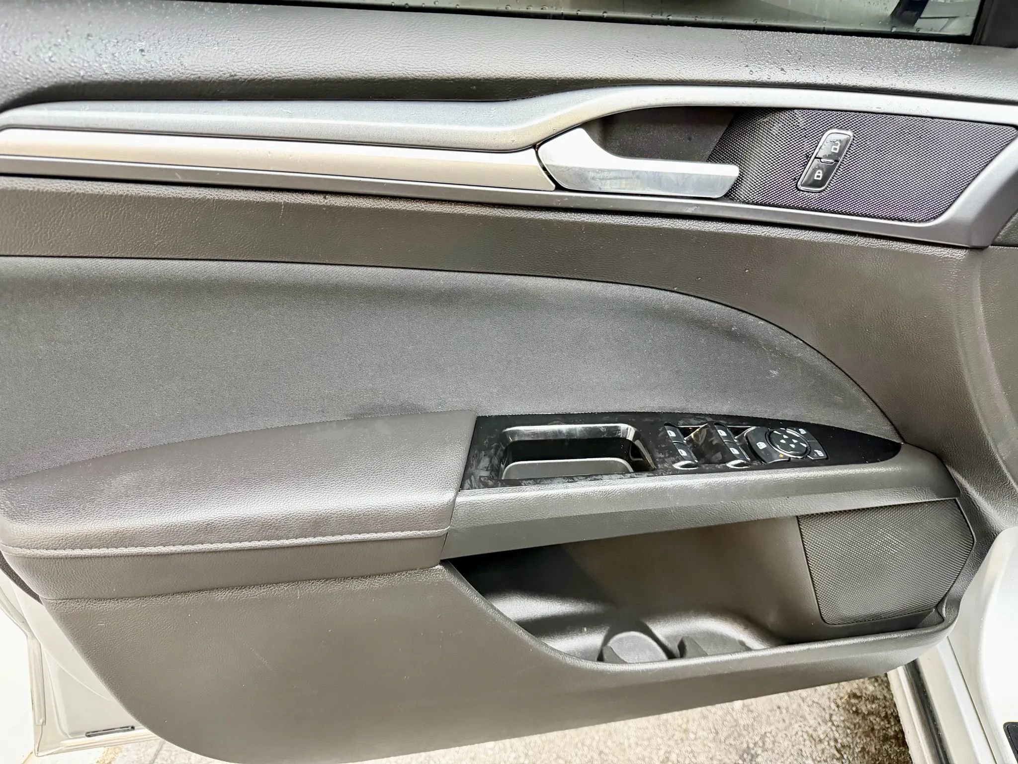 Used 2014 Ford Fusion SE image 7