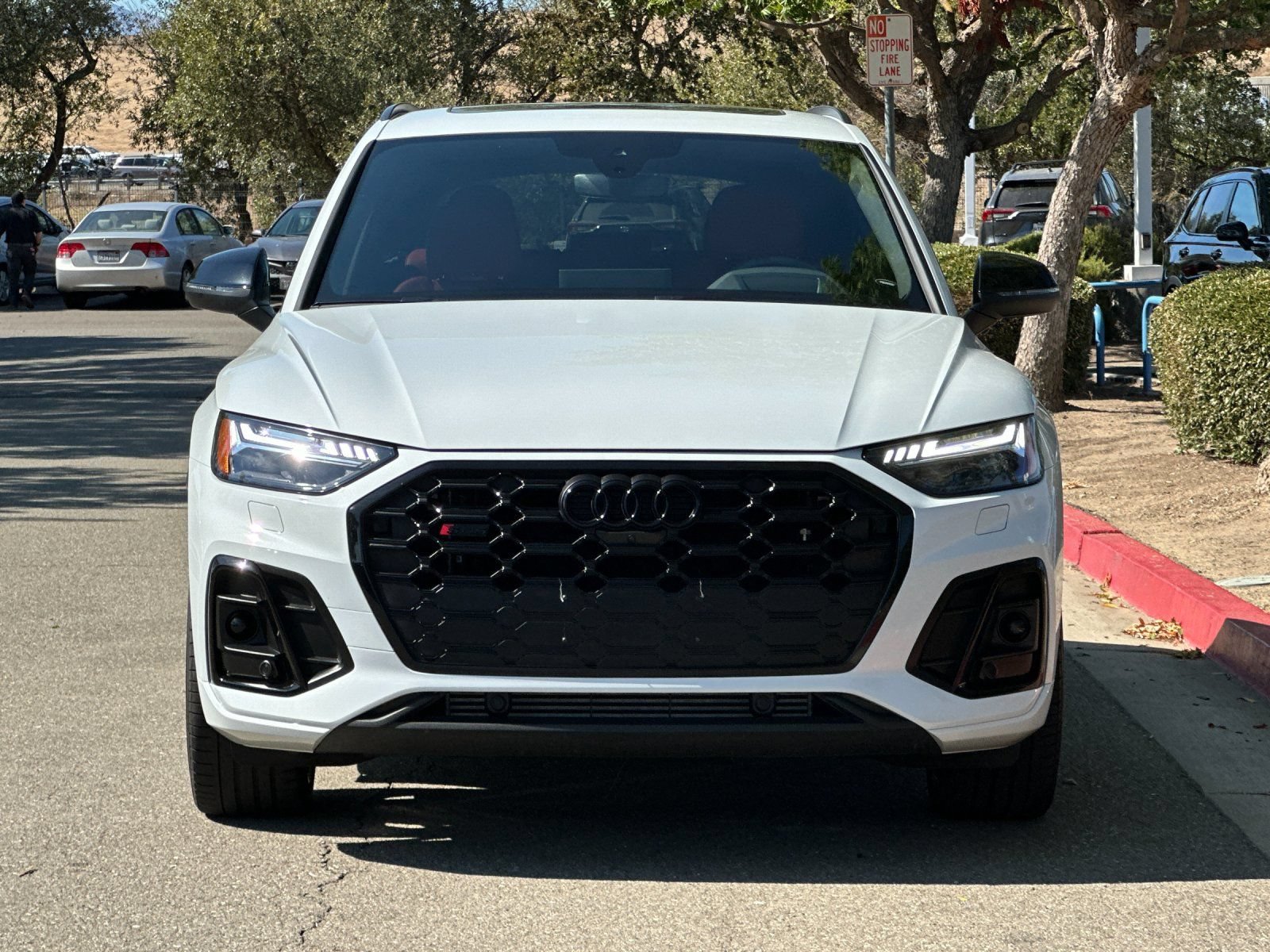 Used 2023 Audi SQ5 Prestige w/ Prestige Package AWD/4WD image 9