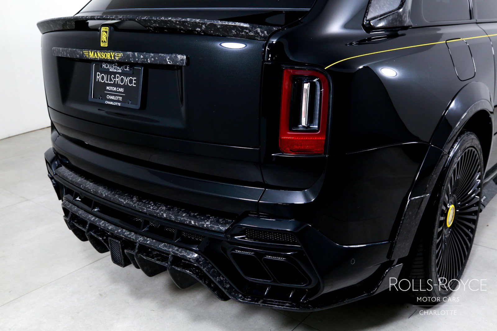Used 2025 Rolls-Royce Cullinan AWD/4WD image 49