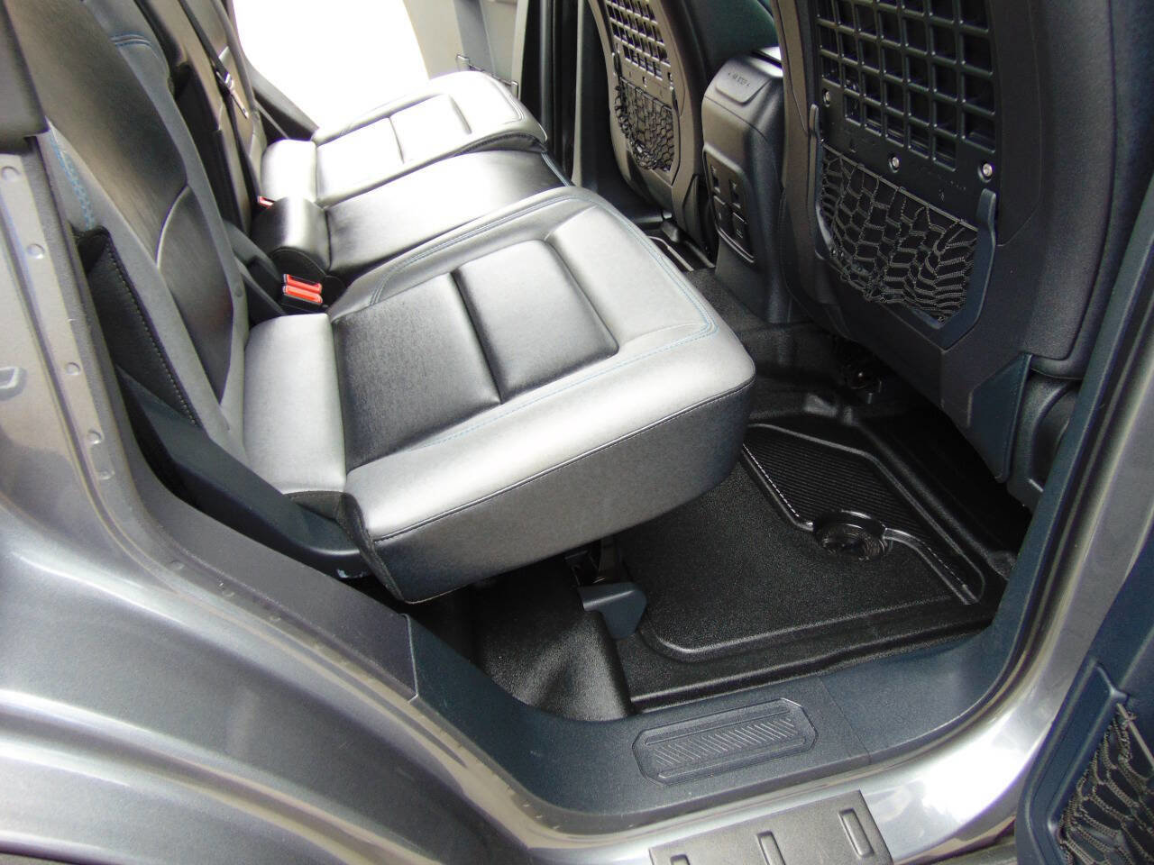 Used 2022 Ford Bronco Black Diamond image 16