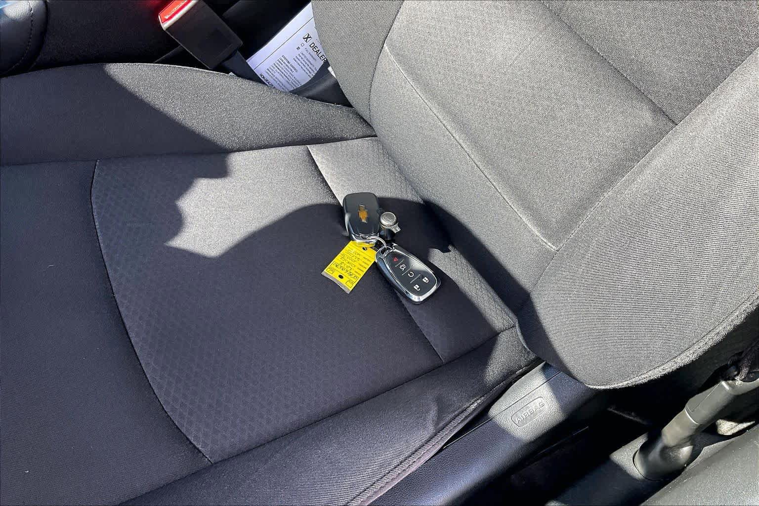 Used 2018 Chevrolet Malibu LT FWD image 14