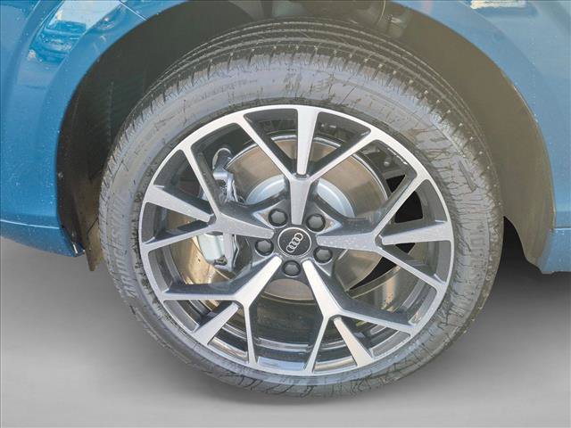 New 2026 Audi Q3 quattro 2.0T AWD/4WD image 9